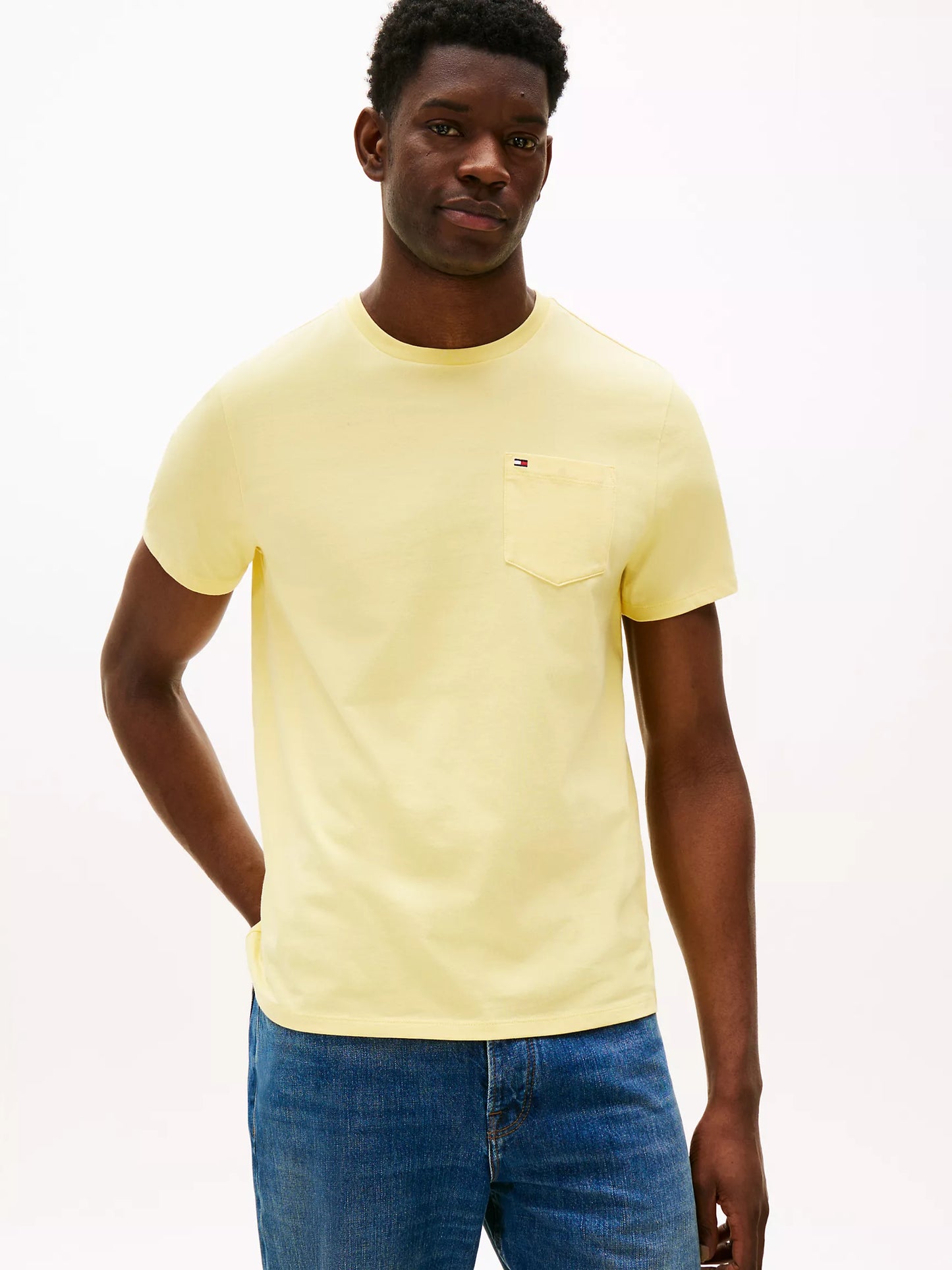 Camiseta basica con bolsillo Regular fit Tommy Hilfiger